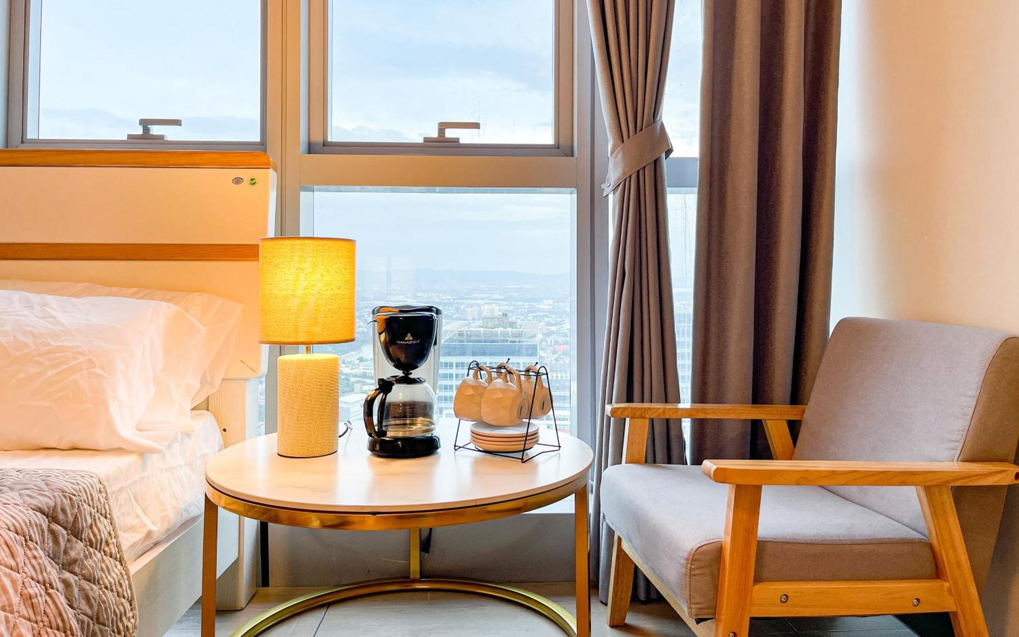 Cityscape View 2Br In Uptown Bgc W 200Mbps Wifi Taguig Ngoại thất bức ảnh