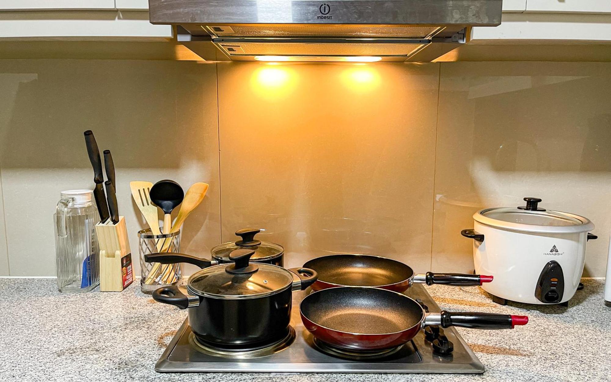 Cityscape View 2Br In Uptown Bgc W 200Mbps Wifi Taguig Ngoại thất bức ảnh